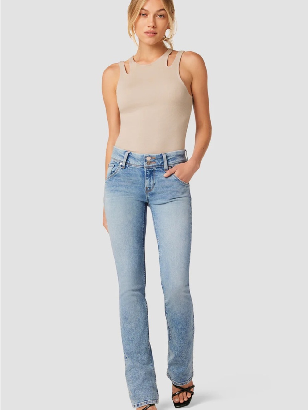 Hudson Petite Beth Mid-Rise Baby
Bootcut Jeans